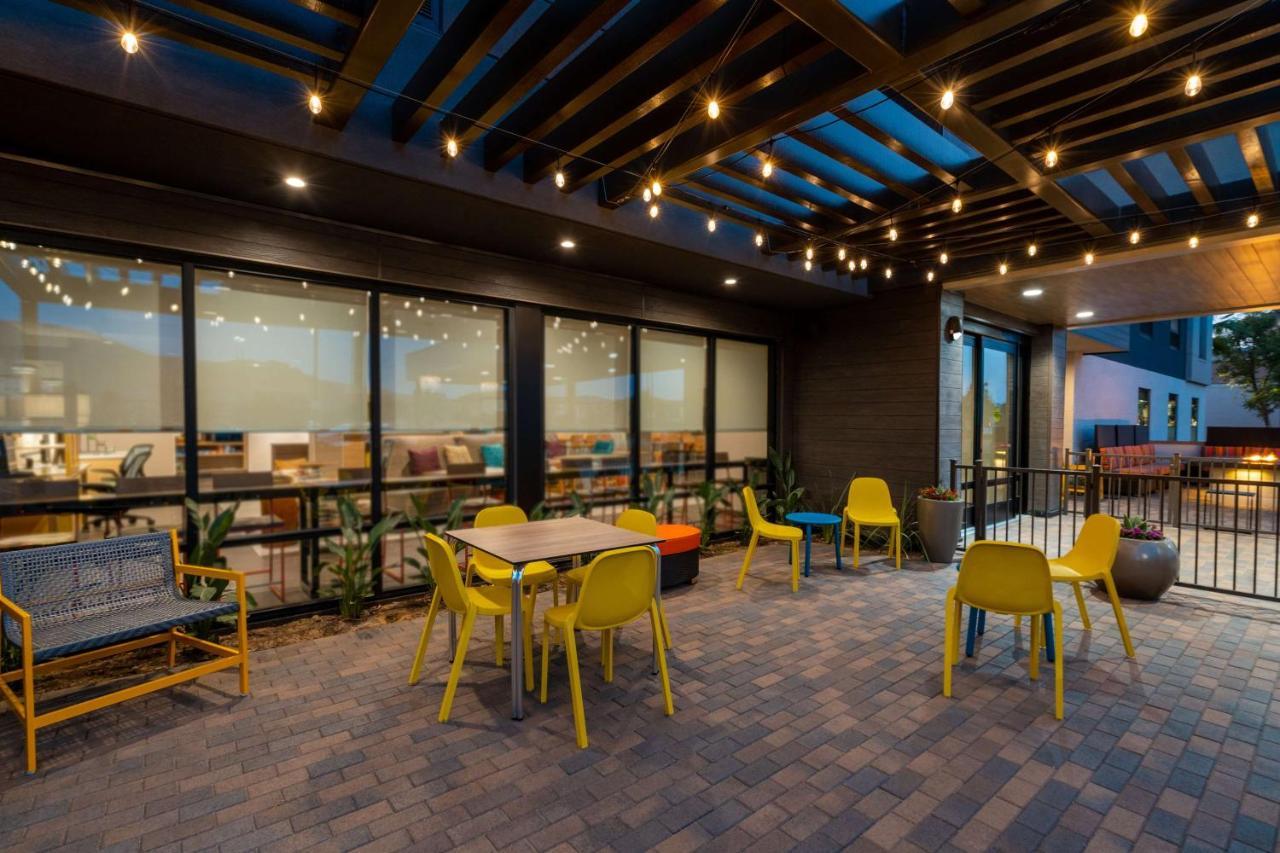 Home2 Suites Corona, Ca Exterior foto